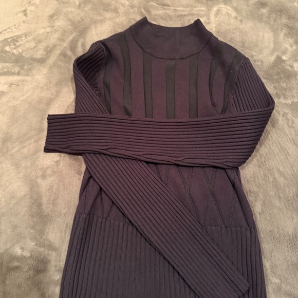 Truth Mock Neck Sweater - Picture 2 of 4